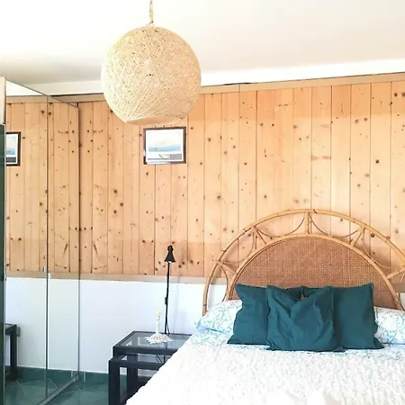 Maison Mademoiselle Apartment